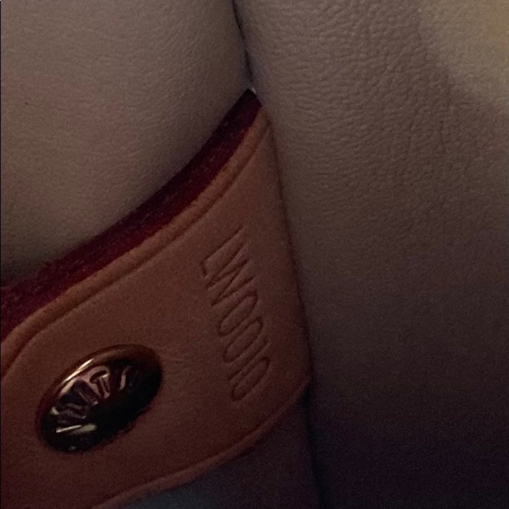 Louis Vuitton Monogram Vernis Houston Tote - Picture 12 of 15